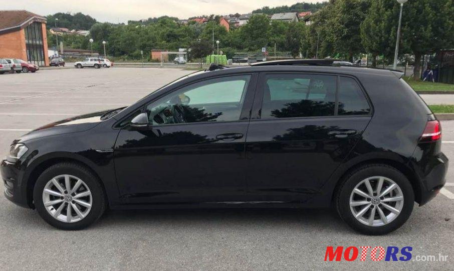 2015' Volkswagen Golf VII photo #3