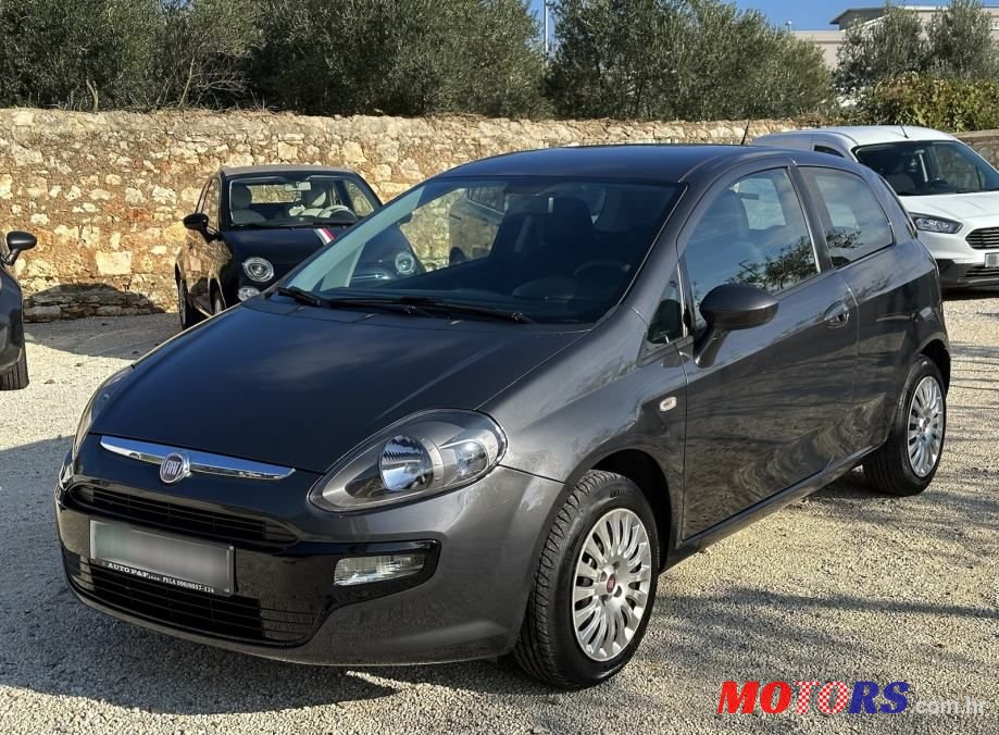 2011' Fiat Punto Evo 1,2 8V photo #3