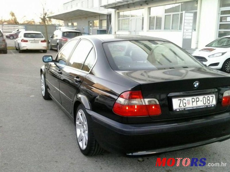 2004' BMW 3 Series 320D photo #2