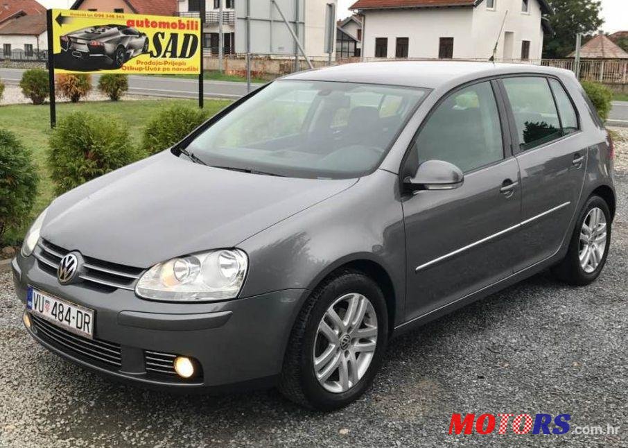 2008' Volkswagen Golf V 1,9 Tdi photo #2