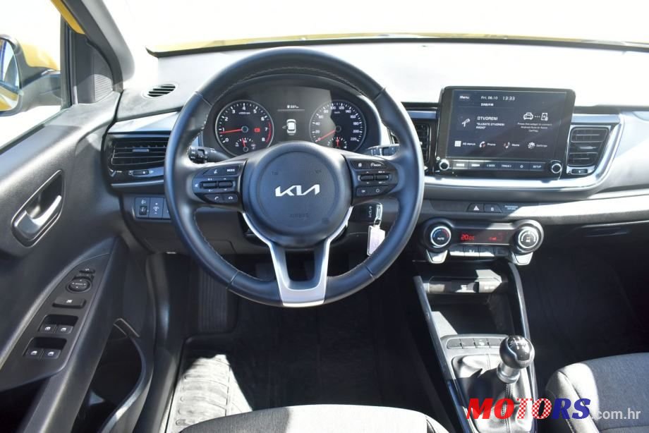 2023' Kia Stonic 1.2 Lx Urban photo #4