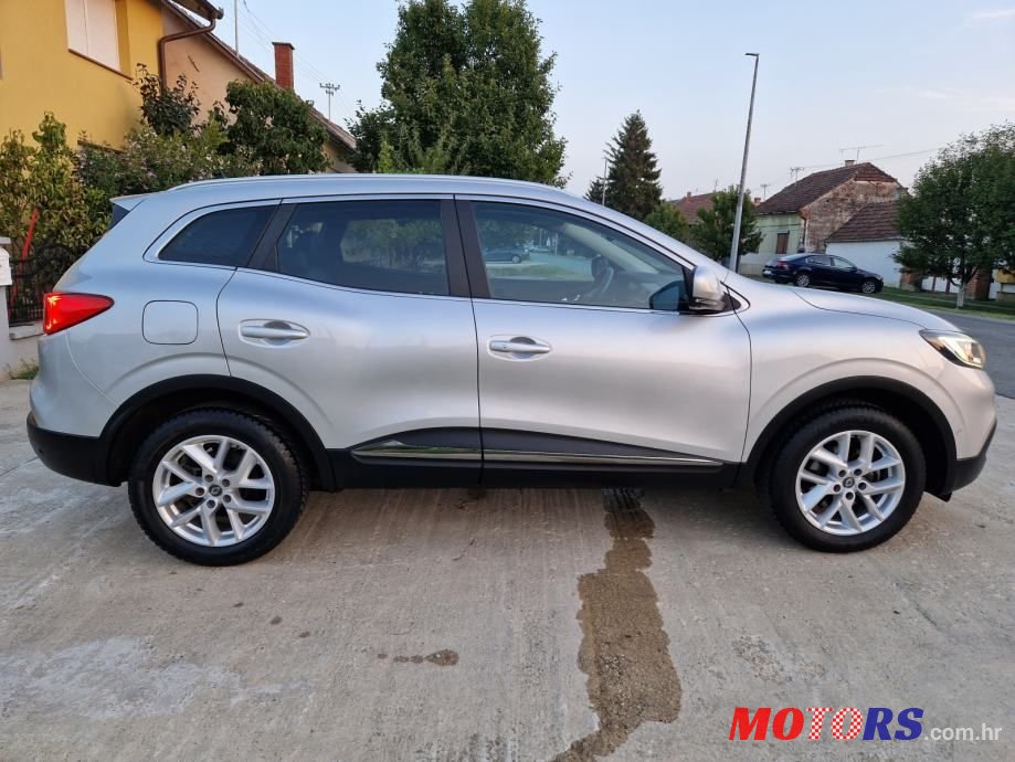 2015' Renault Kadjar Dci 110 photo #6