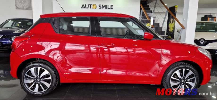 2020' Suzuki Swift 1,2 photo #4