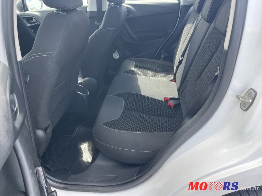 2016' Citroen C3 1,6 photo #4