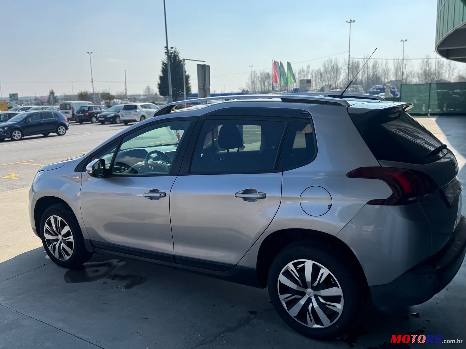 2019' Peugeot 2008 1.2 E-Thp photo #2