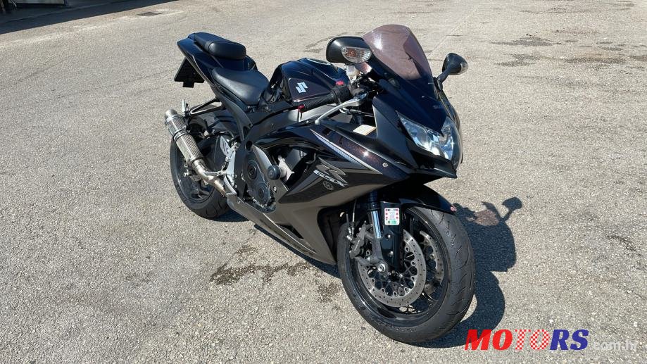 2010' Suzuki photo #1