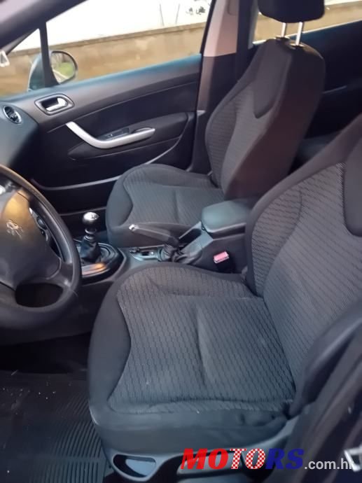 2010' Peugeot 308 Sw photo #3