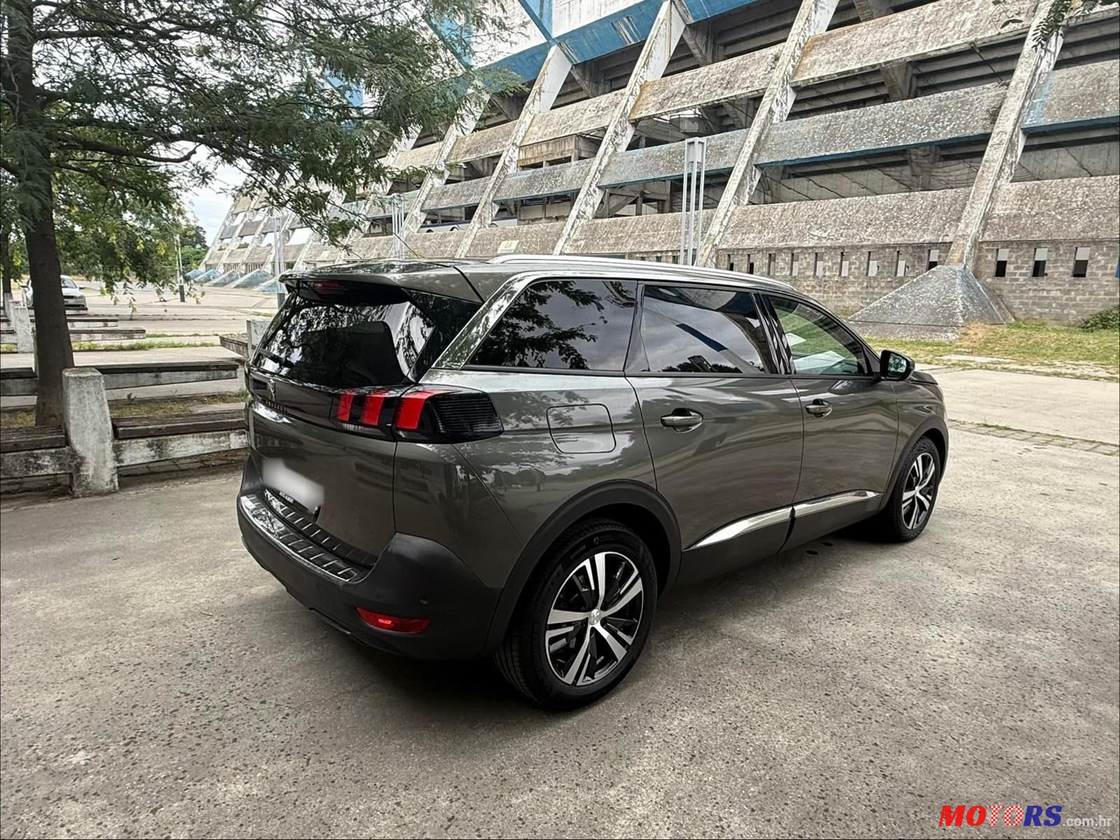 2018' Peugeot 5008 1,2 Puretech photo #4