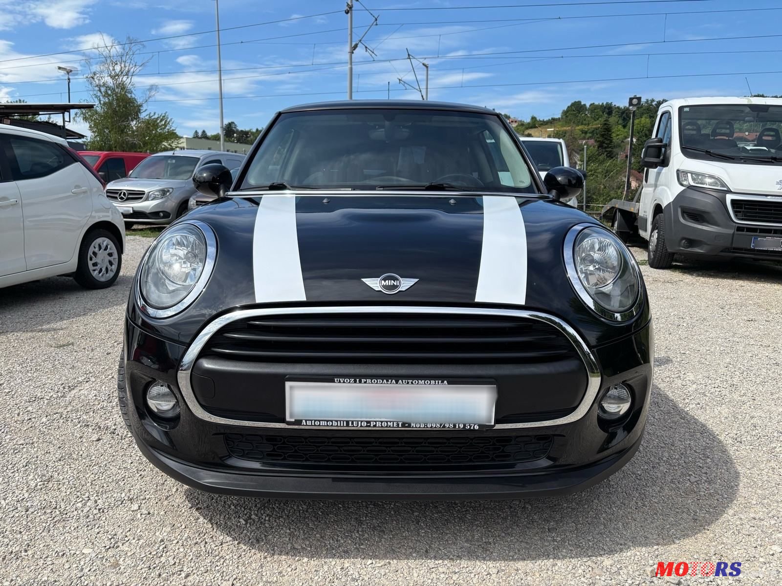 2015' MINI Cooper Mini One photo #2