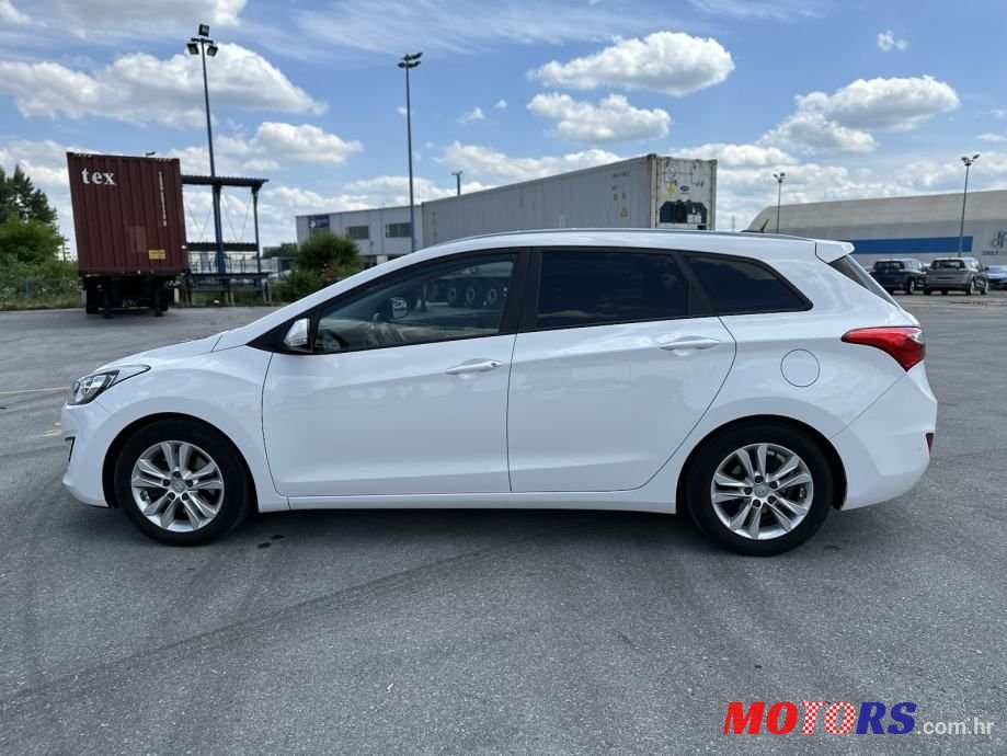 2014' Hyundai i30 1,6 Crdi photo #4