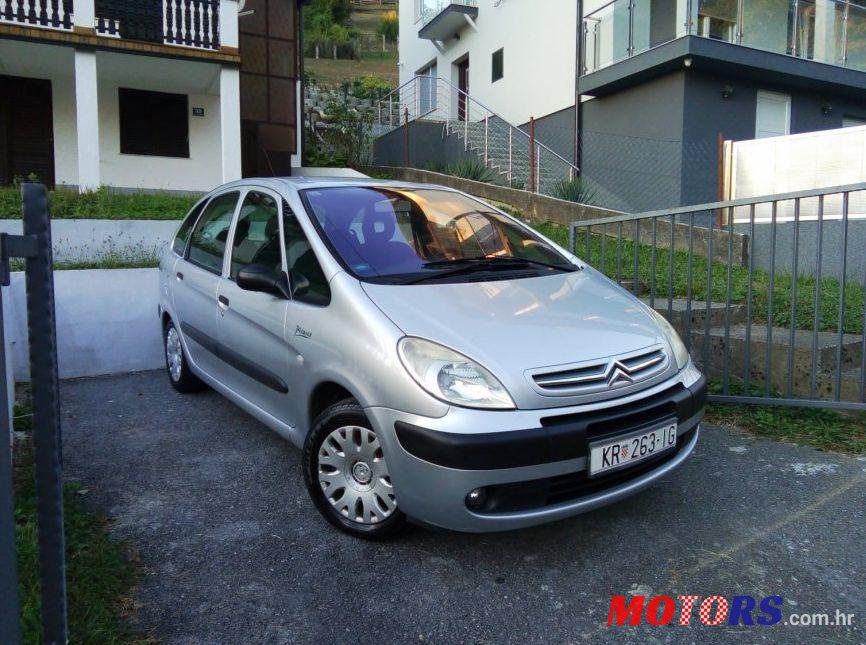 2004' Citroen Xsara Picasso 1,6 I photo #1