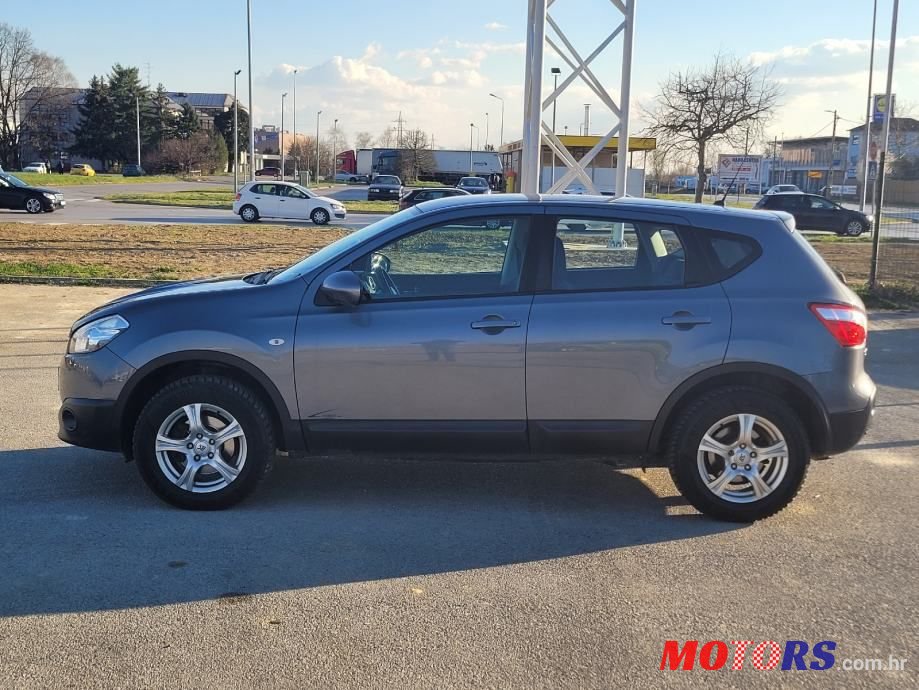 2010' Nissan Qashqai 1,5 Dci photo #3