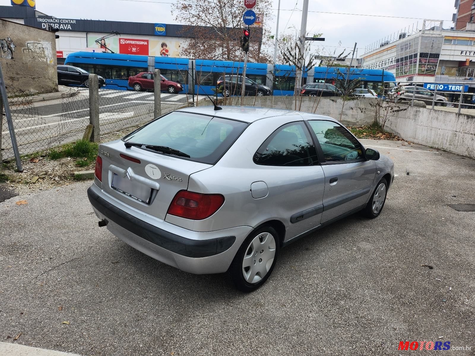 2001' Citroen Xsara 1,4 I X photo #2
