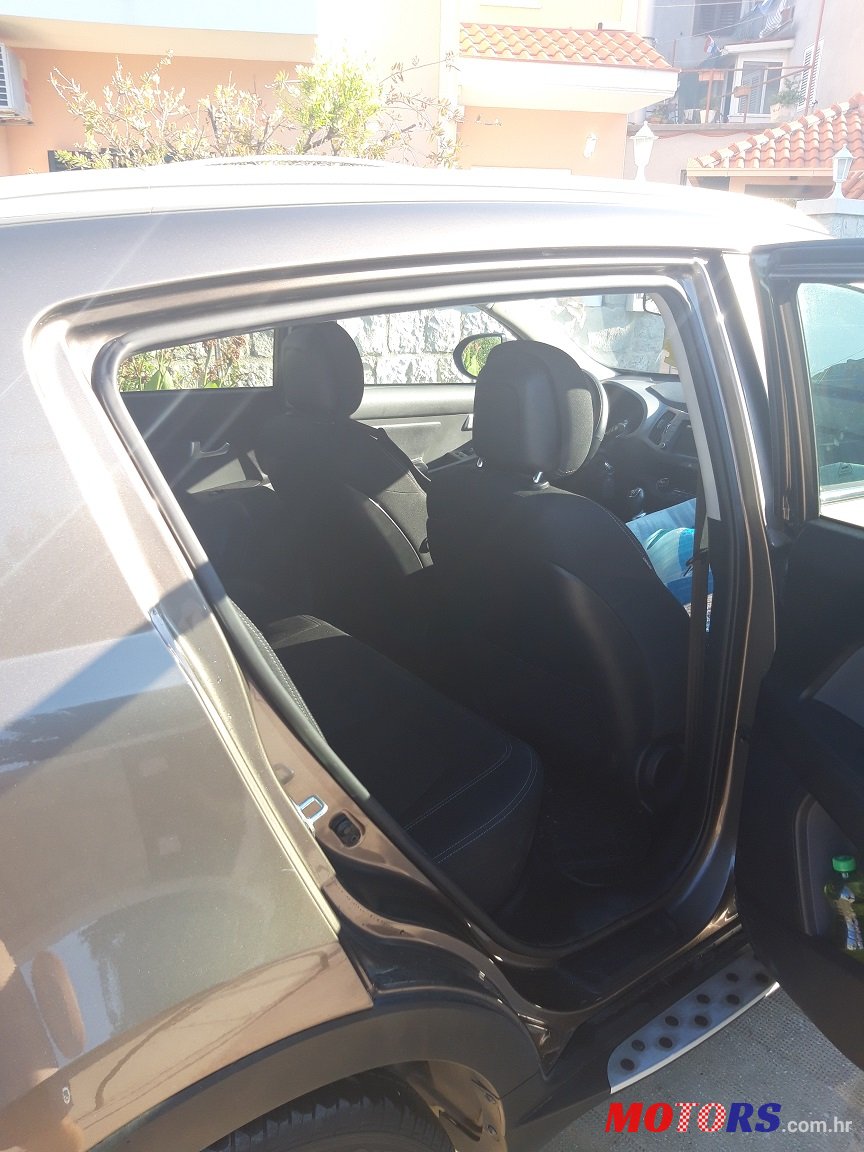2016' Kia Sportage 1,7CDi photo #3
