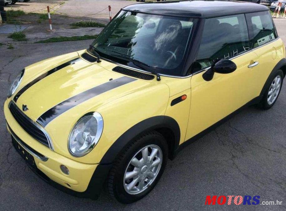 2002' MINI Cooper Mini One photo #2