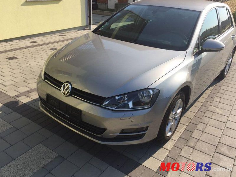 2013' Volkswagen Golf VII 1,6 Tdi Bmt photo #2