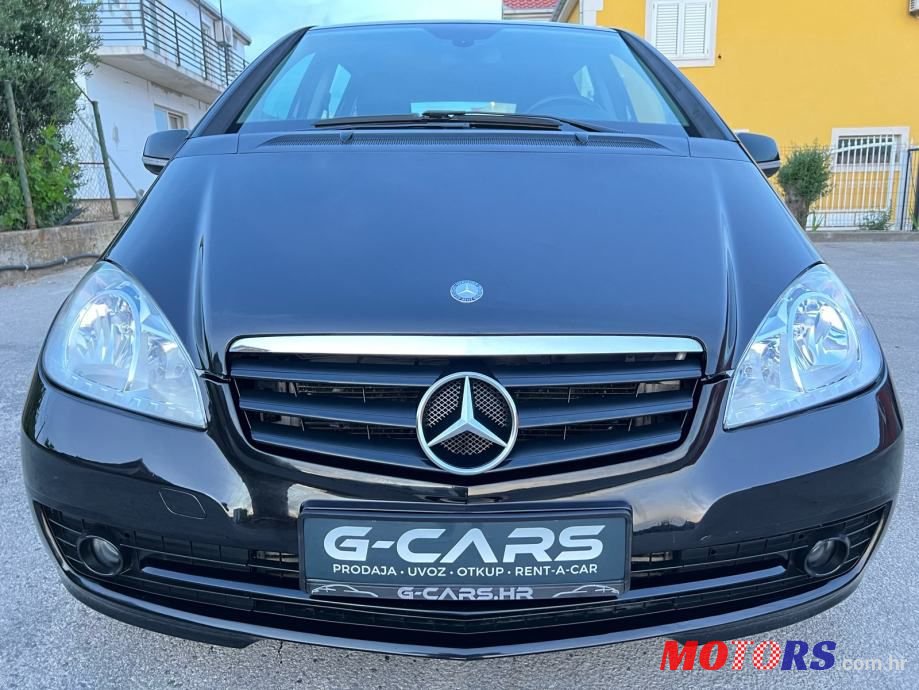2012' Mercedes-Benz A-Klasa photo #2