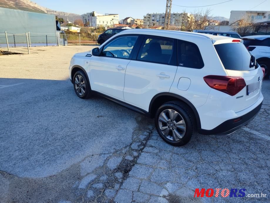 2019' Suzuki Vitara 1,0 photo #4