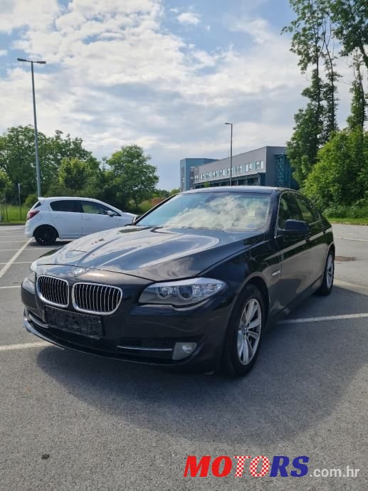 2013' BMW Serija 5 520D photo #1