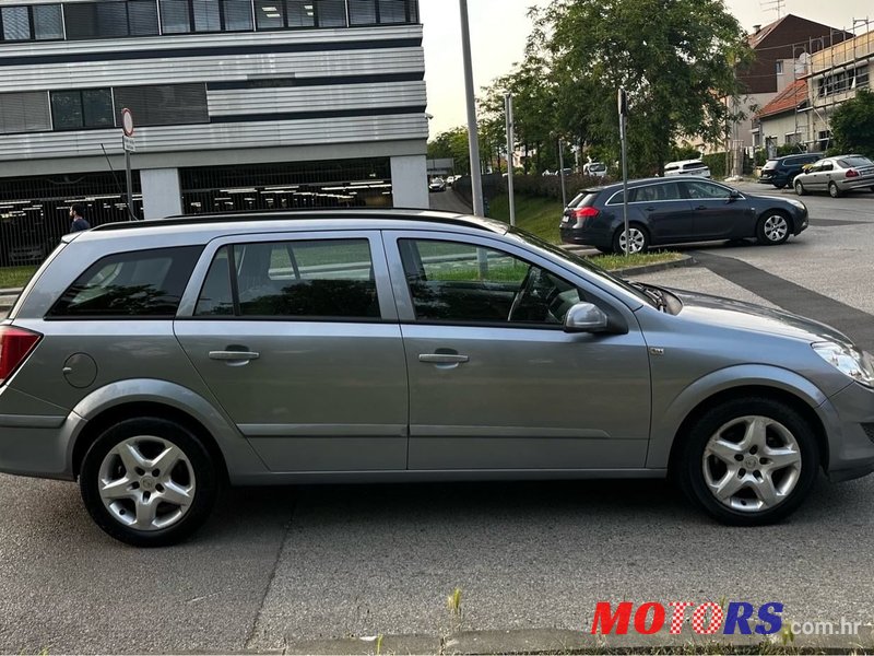2007' Opel Astra 1,7 Cdti photo #4