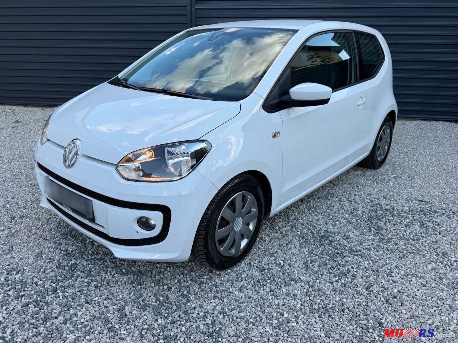 2015' Volkswagen Up! 1,0 Up! photo #1