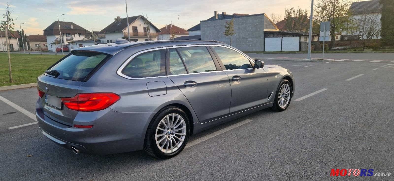 2019' BMW Serija 5 518D photo #5