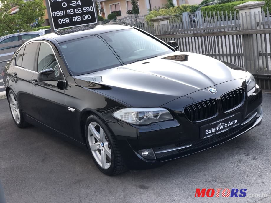 2011' BMW Serija 5 520 D photo #3