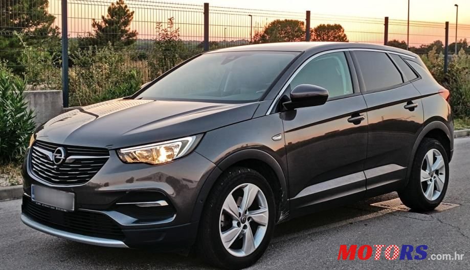 2018' Opel Grandland photo #2