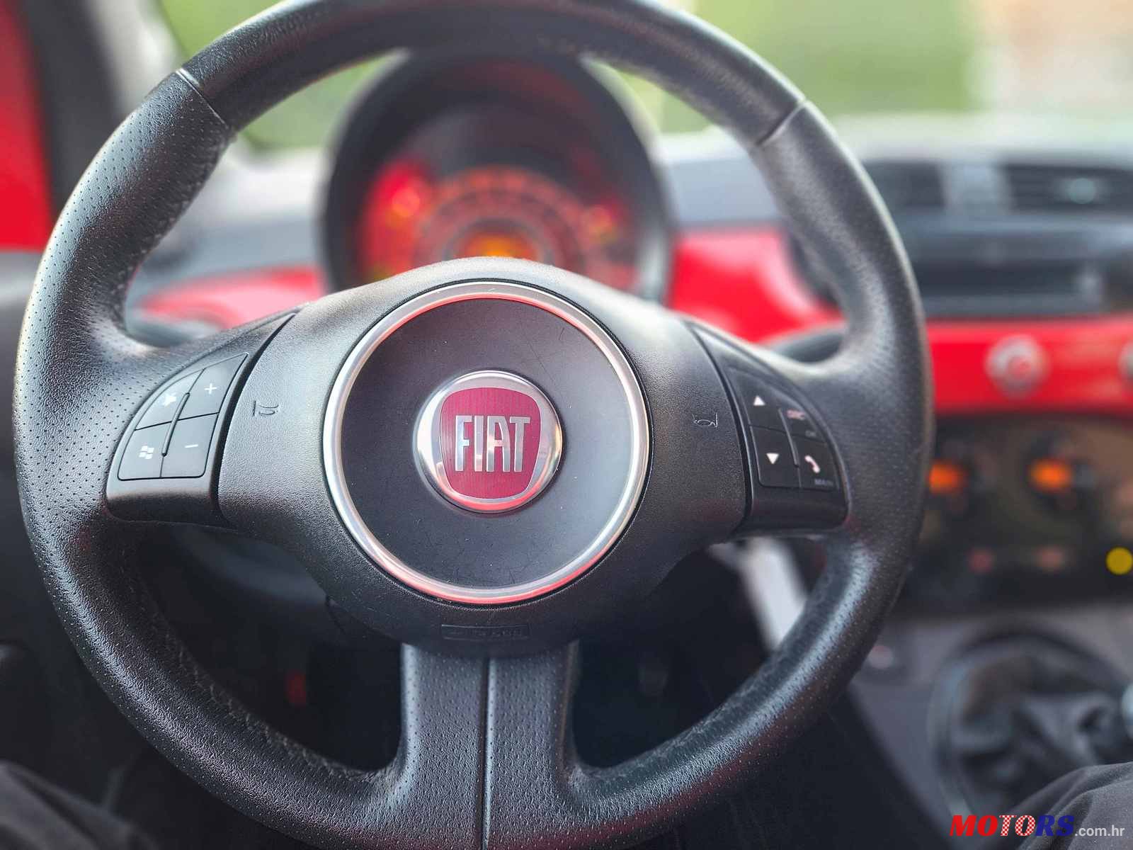 2011' Fiat 500 1.4 16V SPORT FERRARI EDITION photo #4