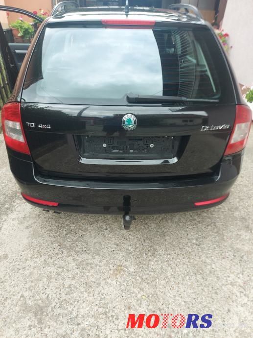 2010' Skoda Octavia Combi photo #5