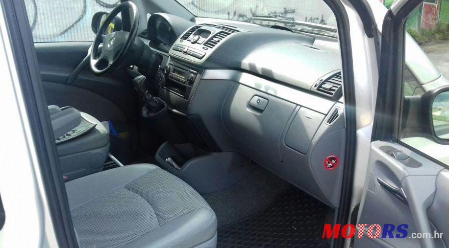 2008' Mercedes-Benz Viano 2,2 Cdi photo #2