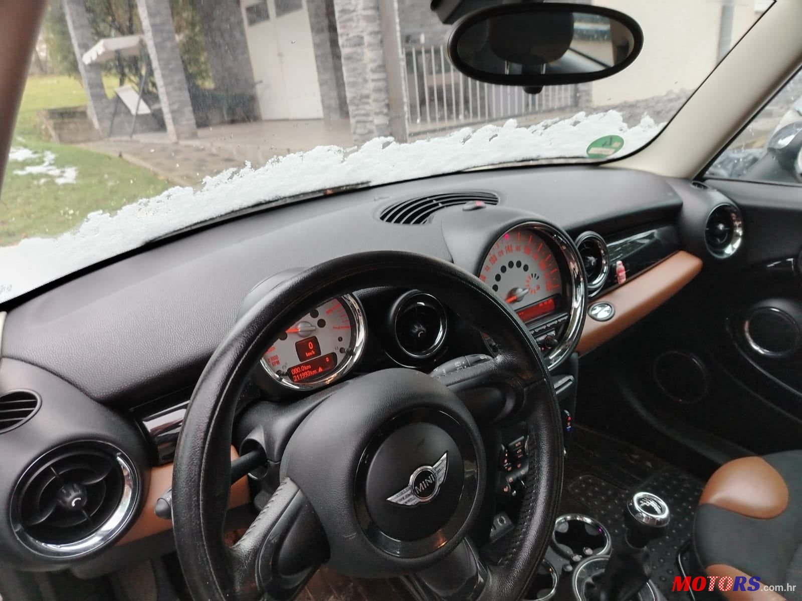 2012' MINI One 1.6D photo #6