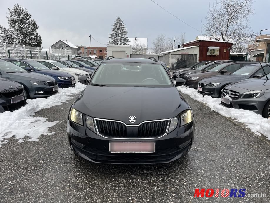 2019' Skoda Octavia Combi photo #6