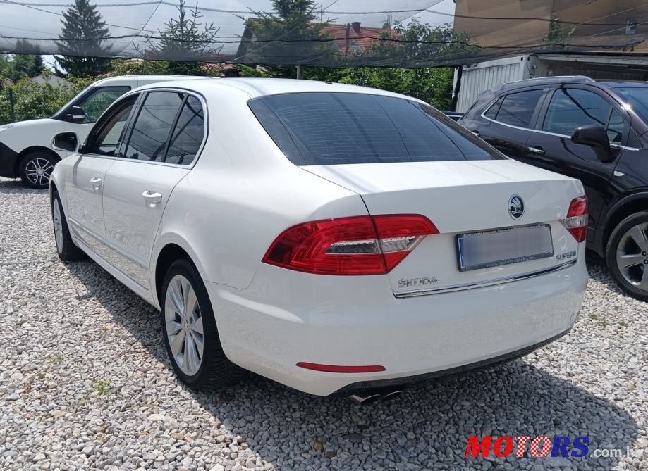2014' Skoda Superb 2,0 Tdi photo #3