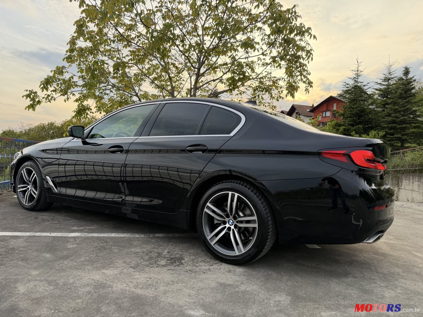 2022' BMW Serija 5 520D photo #4