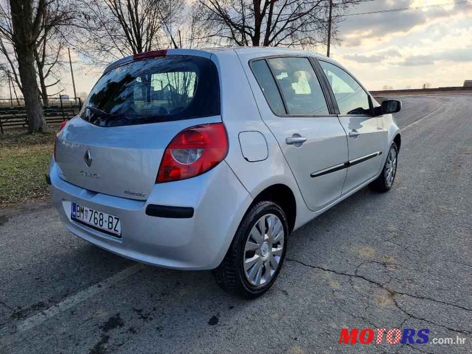2006' Renault Clio 1,5 Dci photo #3