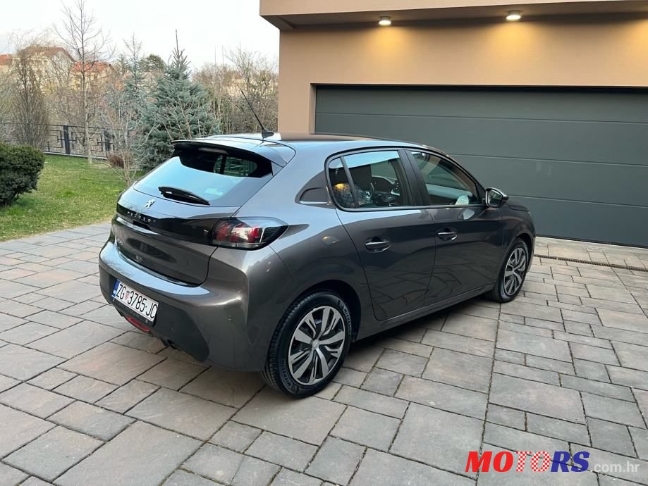 2020' Peugeot 208 photo #2