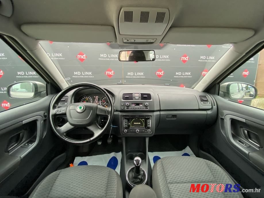 2011' Skoda Fabia Combi photo #6