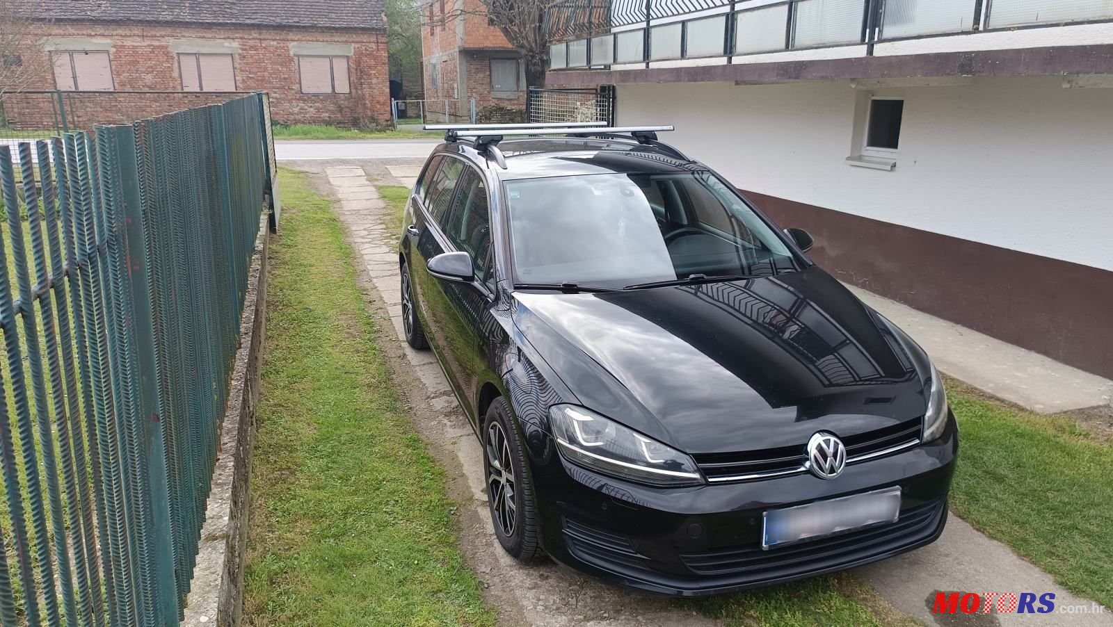 2014' Volkswagen Golf 7 Variant photo #2