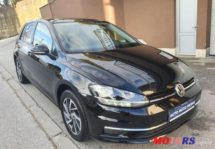 2017' Volkswagen Golf VII 1,6 Tdi Bmt photo #1