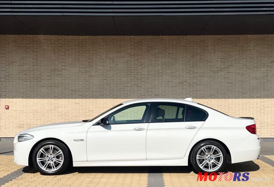 2012' BMW Serija 5 520D photo #3