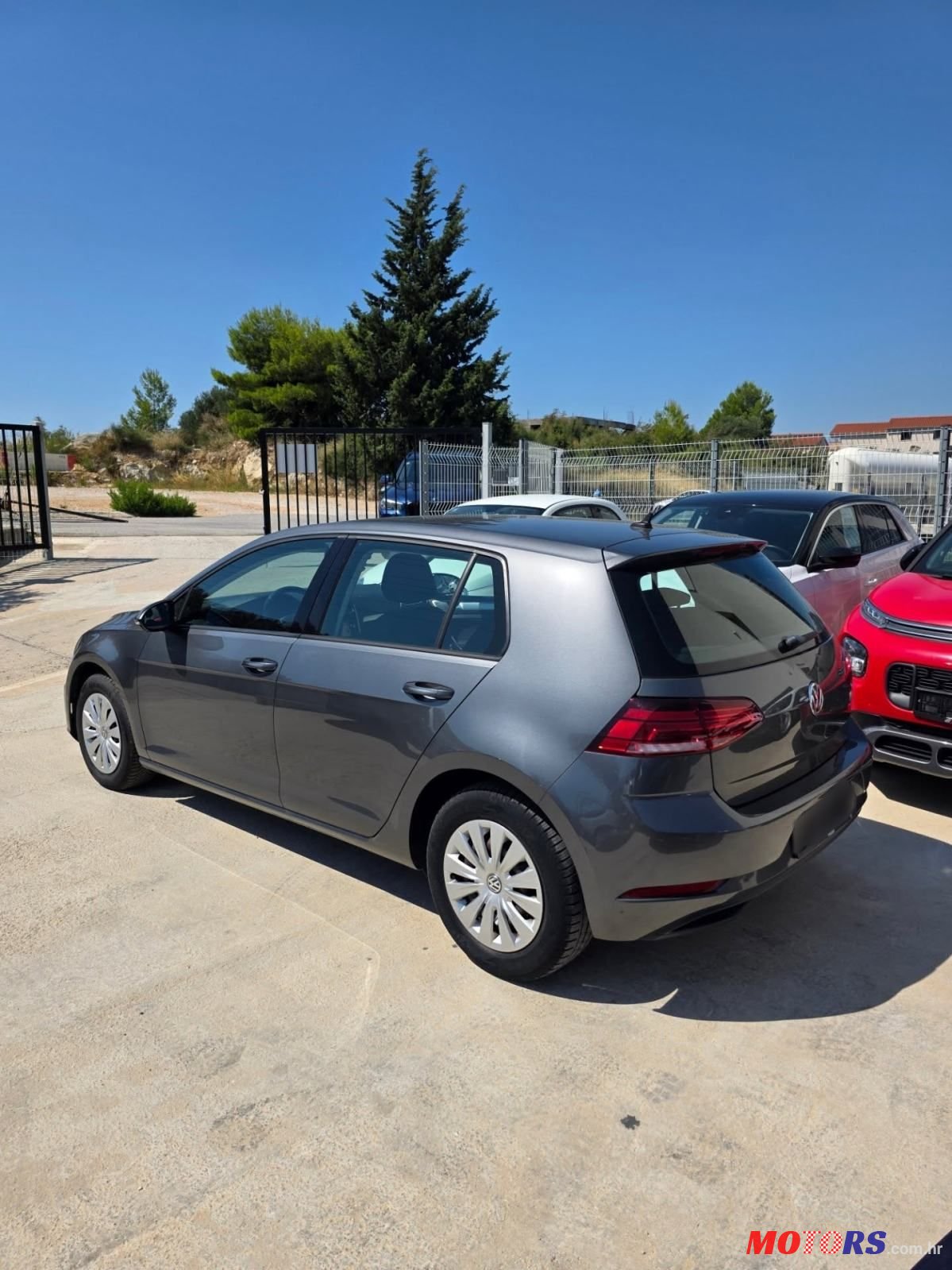 2017' Volkswagen Golf VII 1,6 Tdi Bmt photo #3
