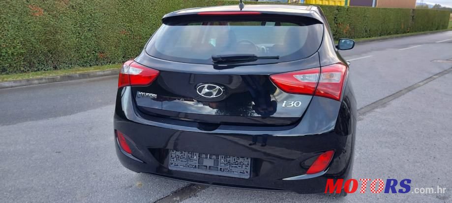 2016' Hyundai i30 1,6 Crdi Isg photo #3