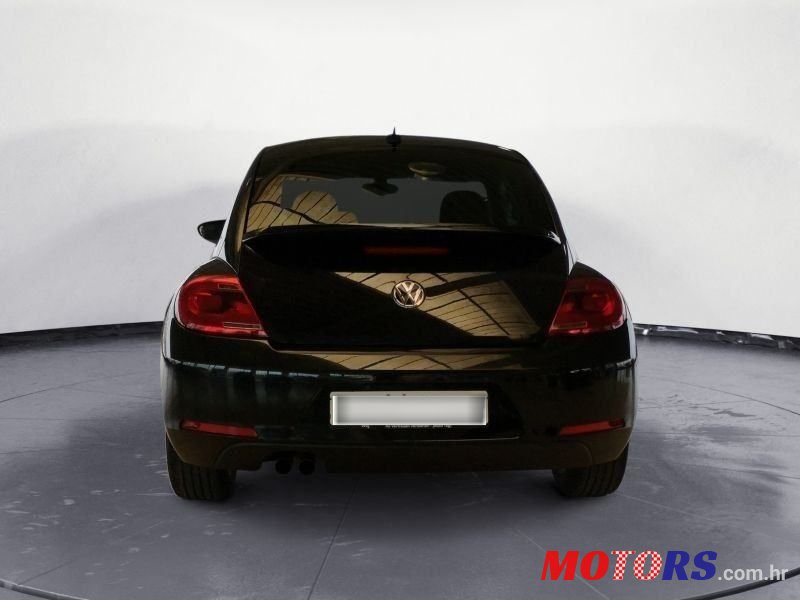 2015' Volkswagen Beetle photo #5