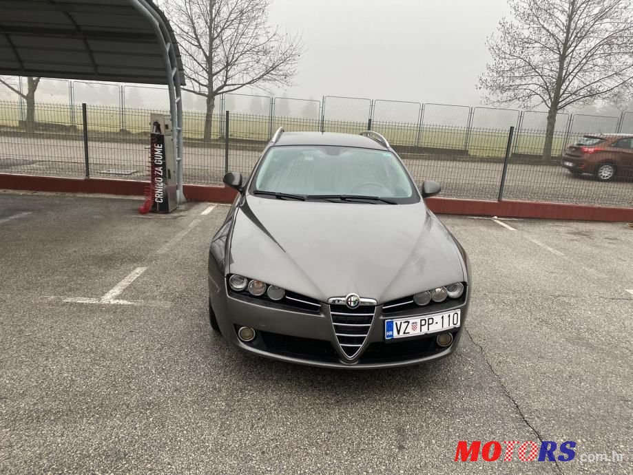 2008' Alfa Romeo 159 Sw photo #2