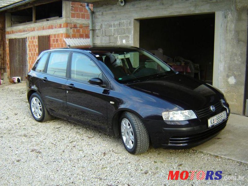 2002' Fiat Stilo 1,6 16V photo #1