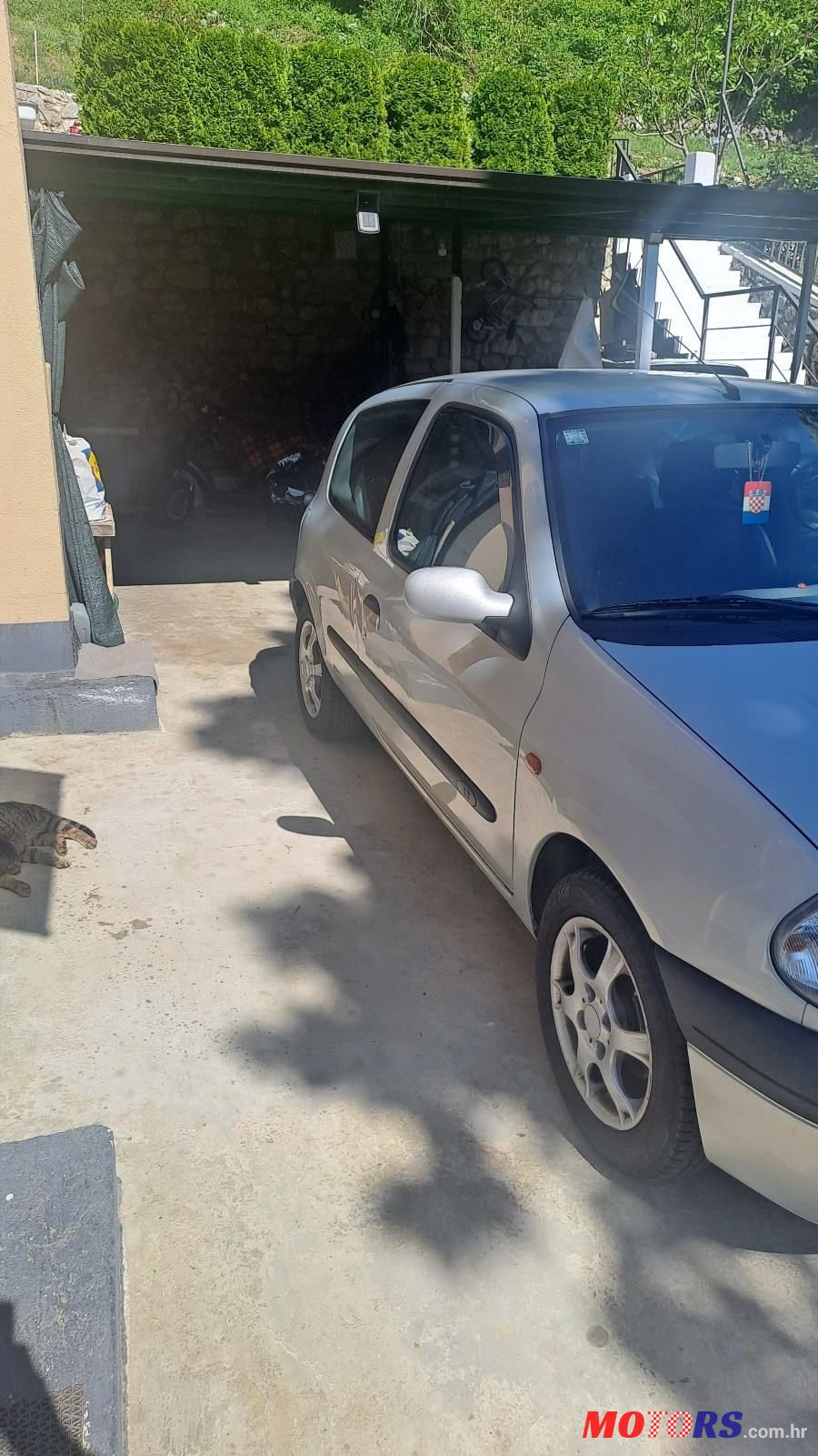 2001' Renault Clio 1,2 photo #3