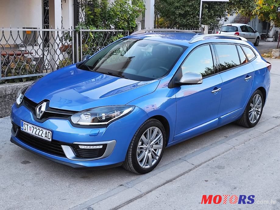 2014' Renault Megane Grandtour photo #2