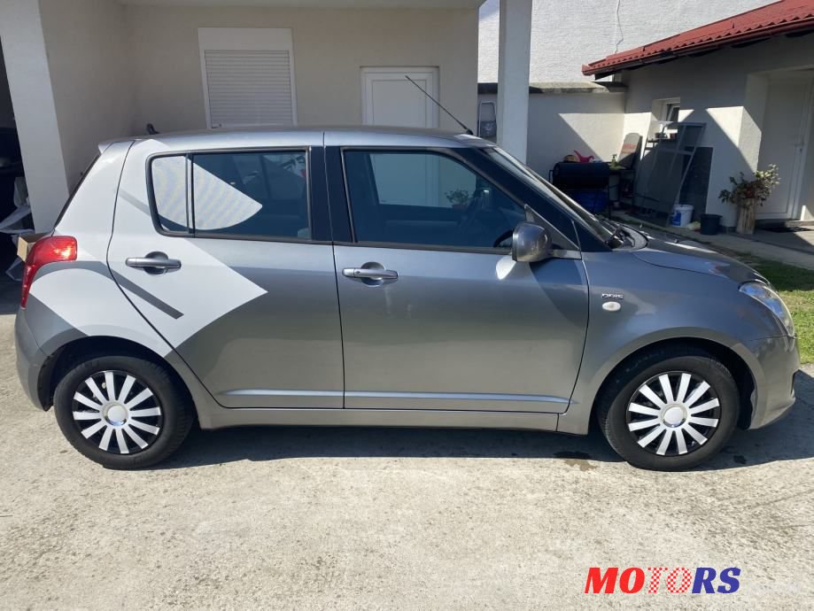 2008' Suzuki Swift 1,3 Glx photo #4