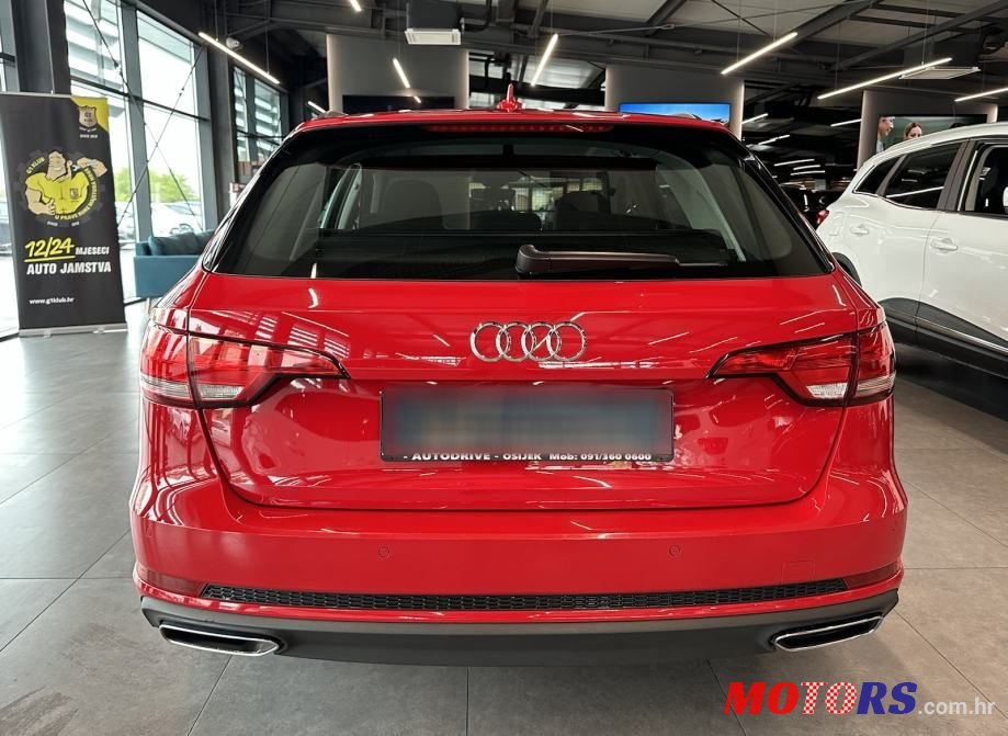 2019' Audi A4 Avant photo #6